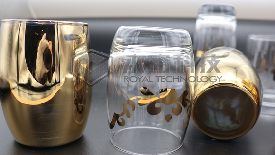 Επικάλυψη χρυσού 2 πλευρών σε γυάλινα σκεύη με μηχάνημα επιμετάλλωσης ιόντων Πορσελάνινα σκεύη Χρυσό και ασήμι με μοτίβα
